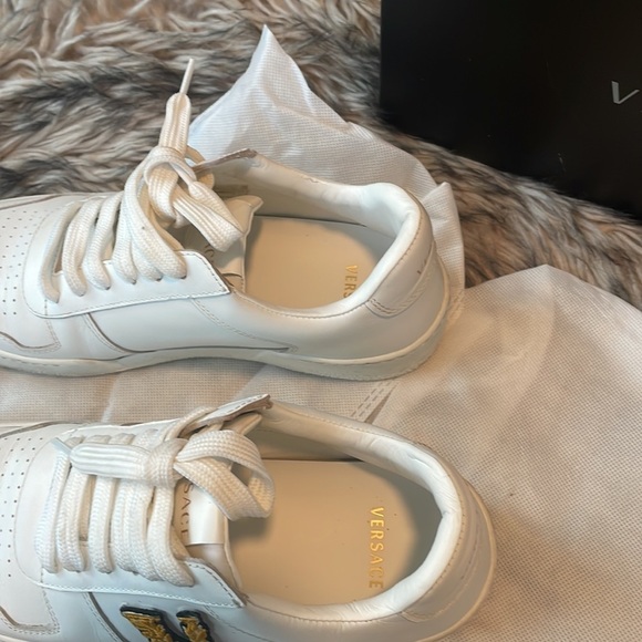 Versace shoes for women - Picture 6 of 7